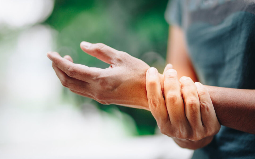 Wrist Injuries: Causes, Symptoms & Best Treatment Options